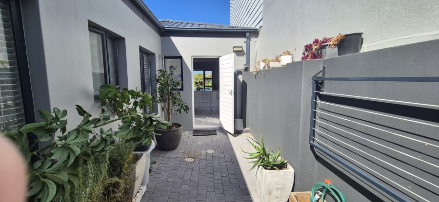 To Let 3 Bedroom Property for Rent in Sagewood Western Cape